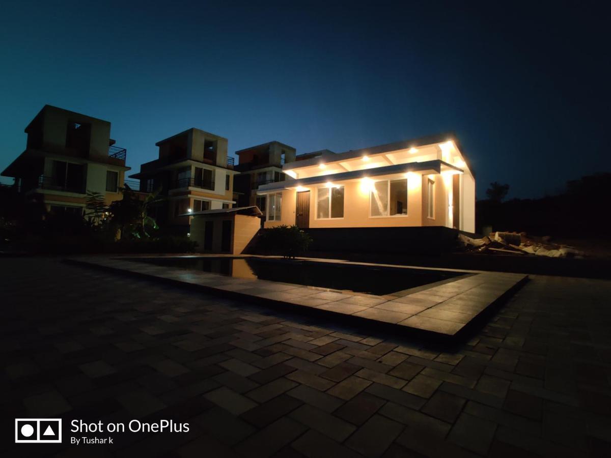 Royal Meadows Igatpuri 2Bhk Poolside Villa מראה חיצוני תמונה