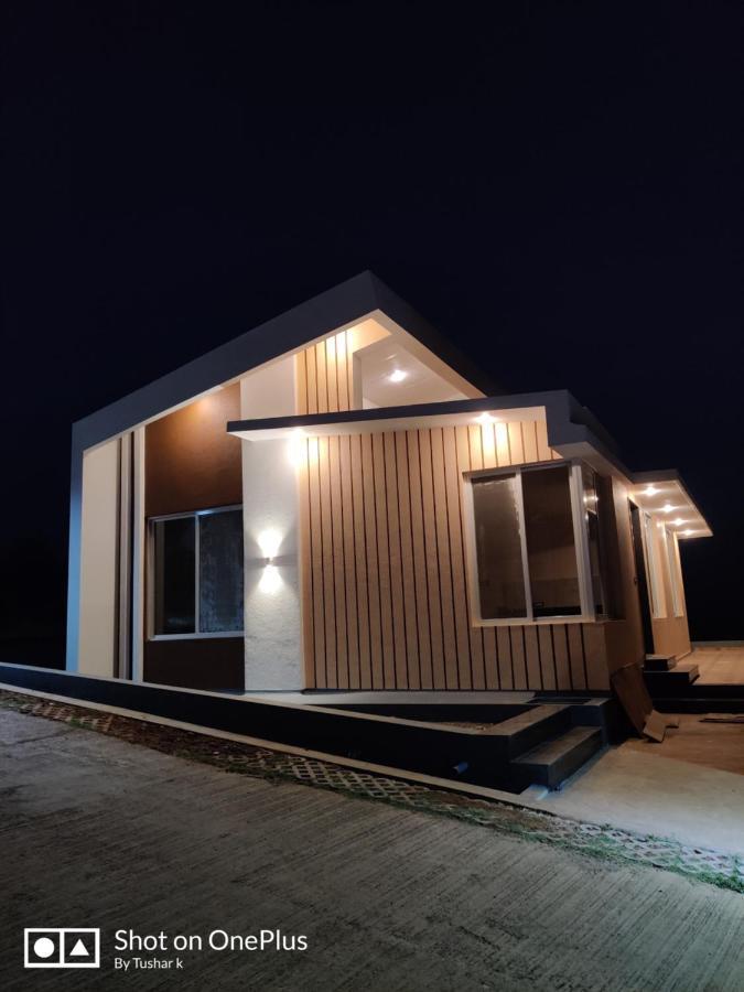 Royal Meadows Igatpuri 2Bhk Poolside Villa מראה חיצוני תמונה