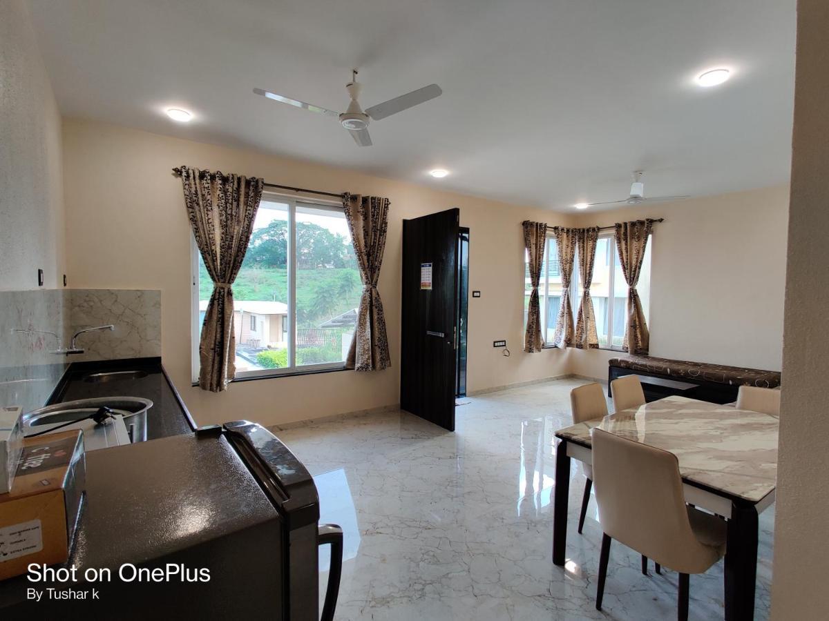 Royal Meadows Igatpuri 2Bhk Poolside Villa מראה חיצוני תמונה