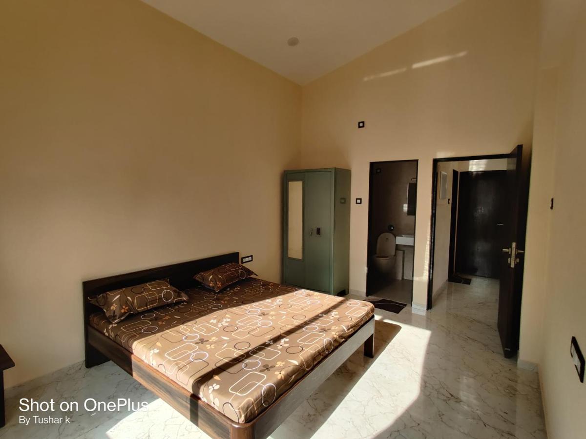 Royal Meadows Igatpuri 2Bhk Poolside Villa מראה חיצוני תמונה