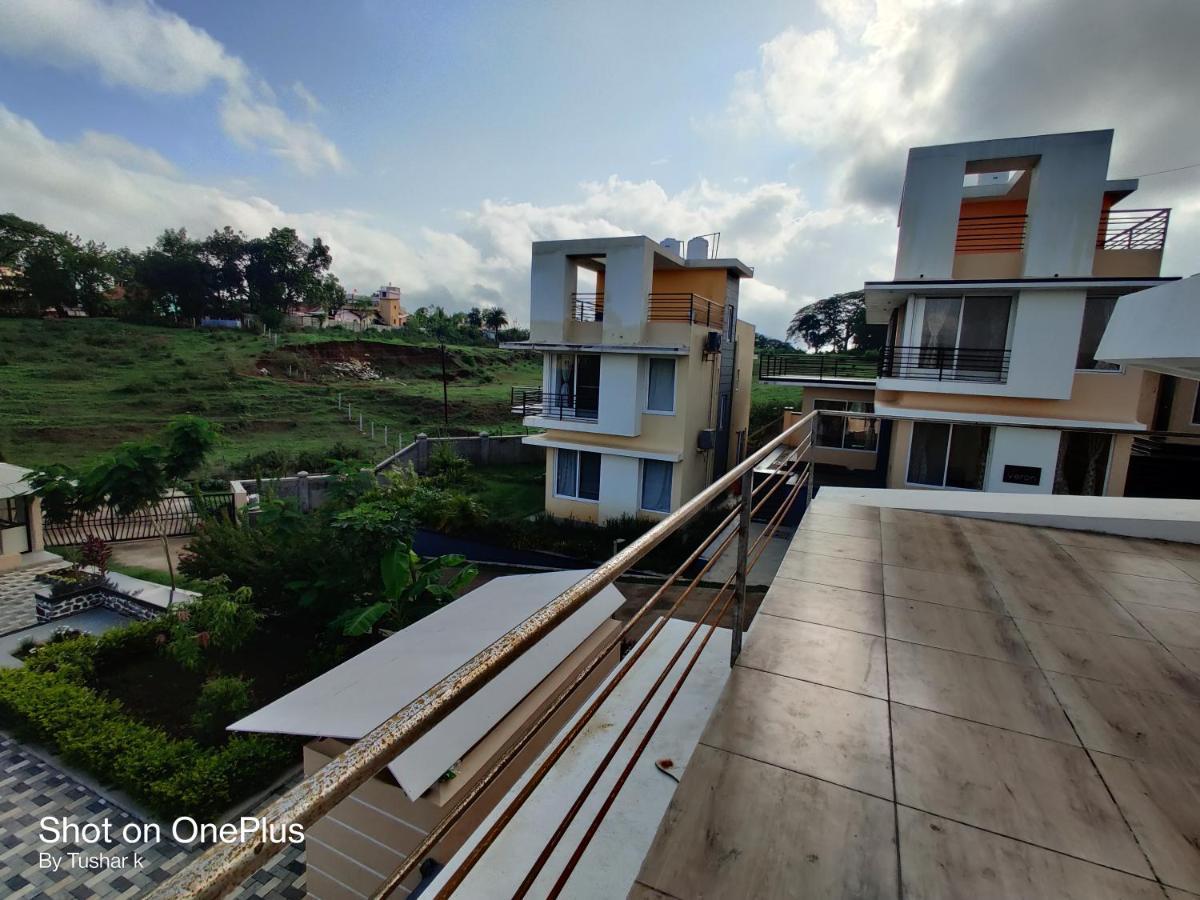 Royal Meadows Igatpuri 2Bhk Poolside Villa מראה חיצוני תמונה