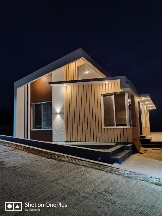 Royal Meadows Igatpuri 2Bhk Poolside Villa מראה חיצוני תמונה